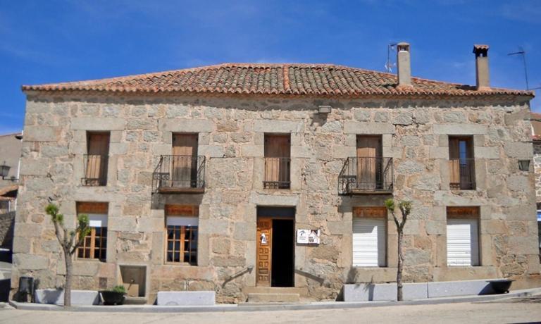 Casa Rural Los 4 Balcones Guest House Hoyocasero ภายนอก รูปภาพ